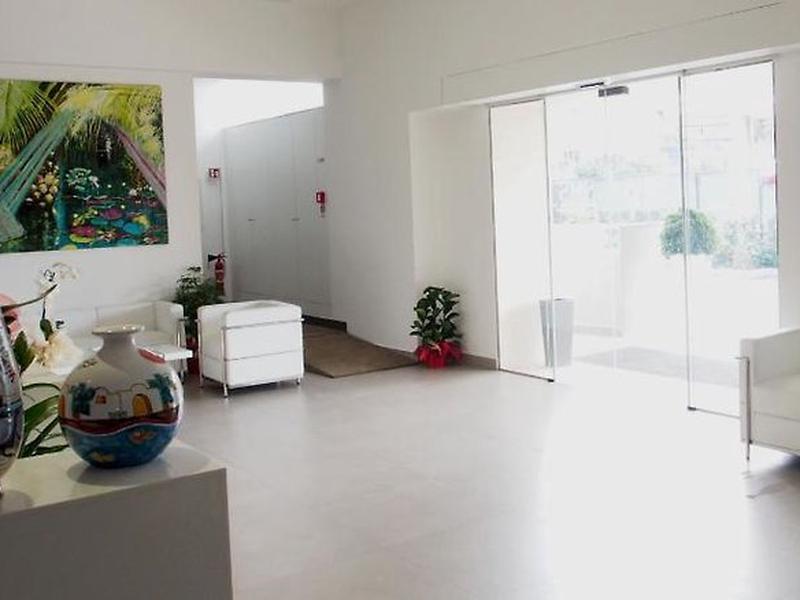 F8A24739EA75256639FA966C3EC932CE