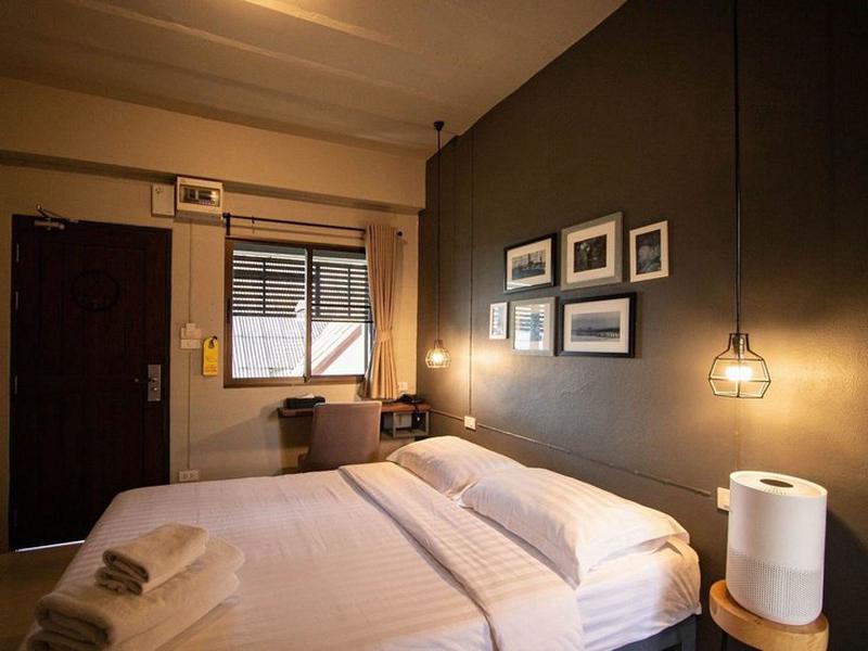 2B1E8EE6389400025C2507BC0403E085