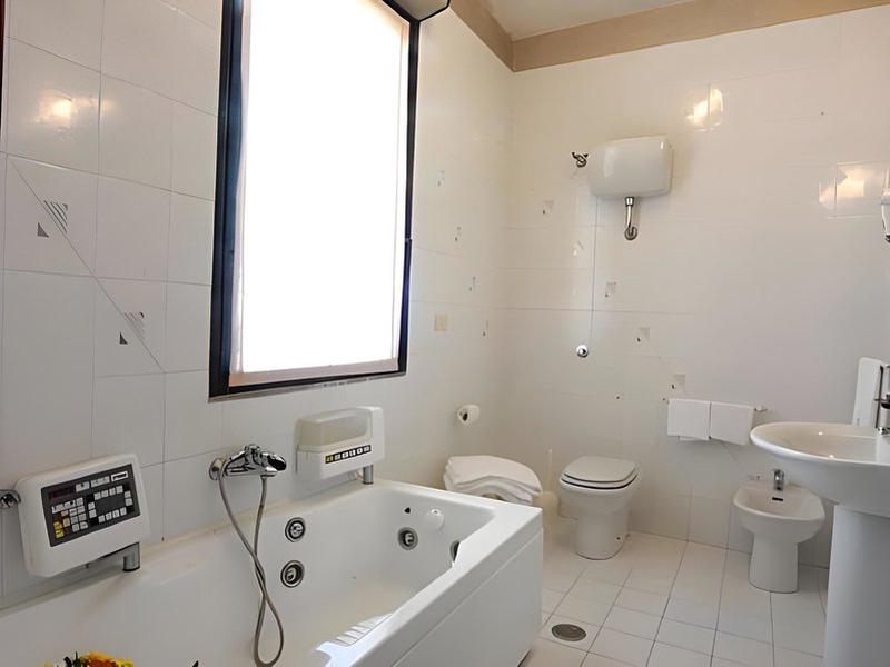 062650BAE30EB8CF38AF21589150E8E3