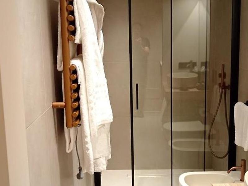 1FCE88A7A51B2952300669DEC878856E