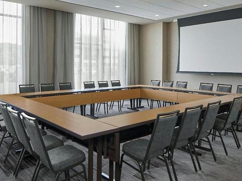 FFE188FC0385B2DA44E43F2B327D3739