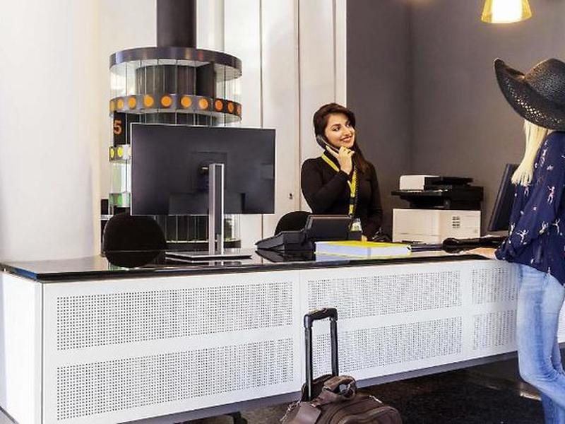 ADF7EF7980B3BBAB6EDF2C5EF8D9DC1D