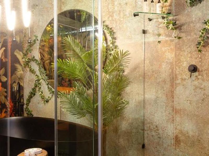 4EC189A3D35E982E120A1422C2CE52F6