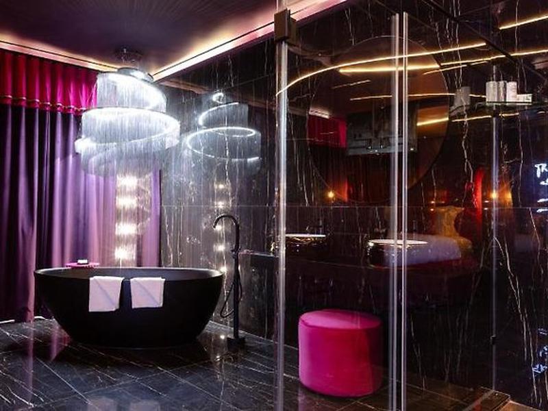 A1BD7AAD44F6A62D6B8F243BD0825663