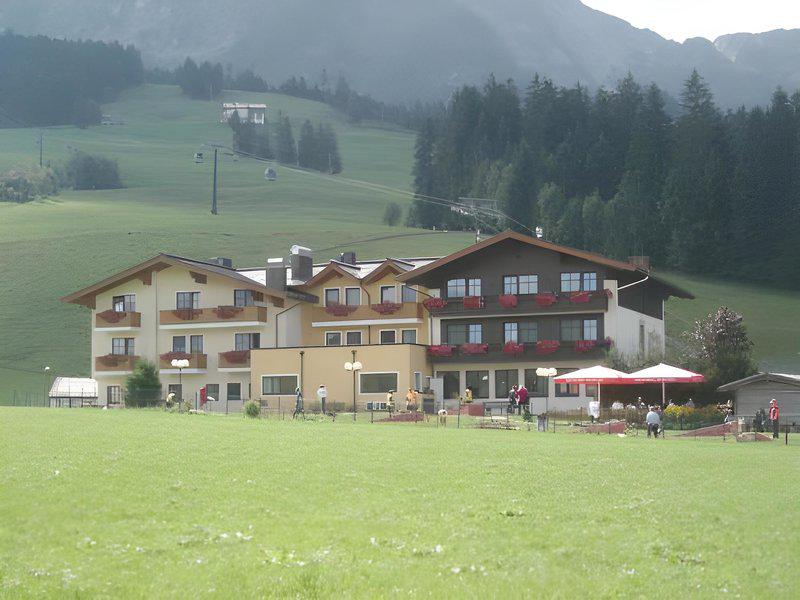 15F16CDF76CE47988AE914BA00673DE3