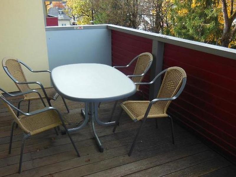 93B7933BEF177B62C59A0F5E7AB6BE96