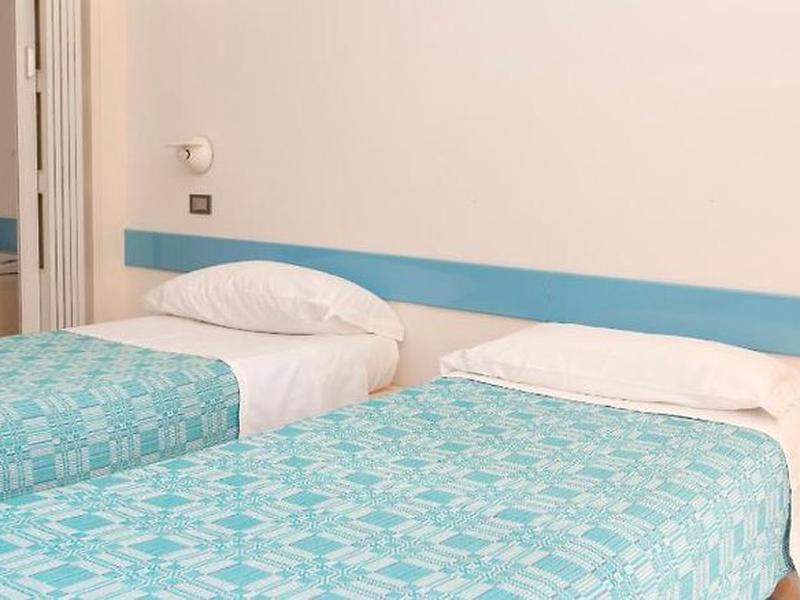 CBB9AA3295BEE9FD1AC4C7774BEC873F