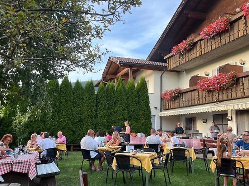 10A477DF0009AE8B0F7FB8EDF655CAE1