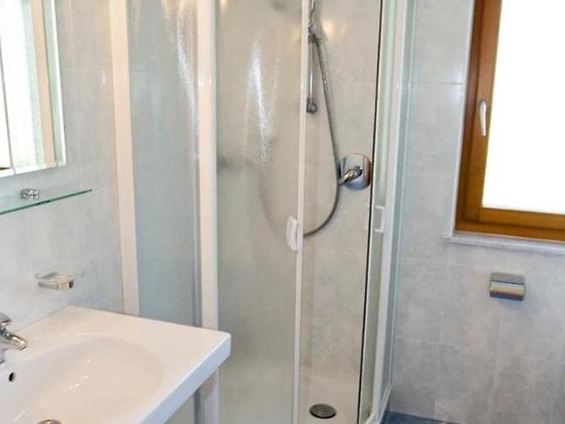 78B5EC66877AD2A287B4004C0AF59E42