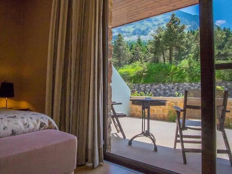 628B116D3F3CA3F45D4AF3E73783059A