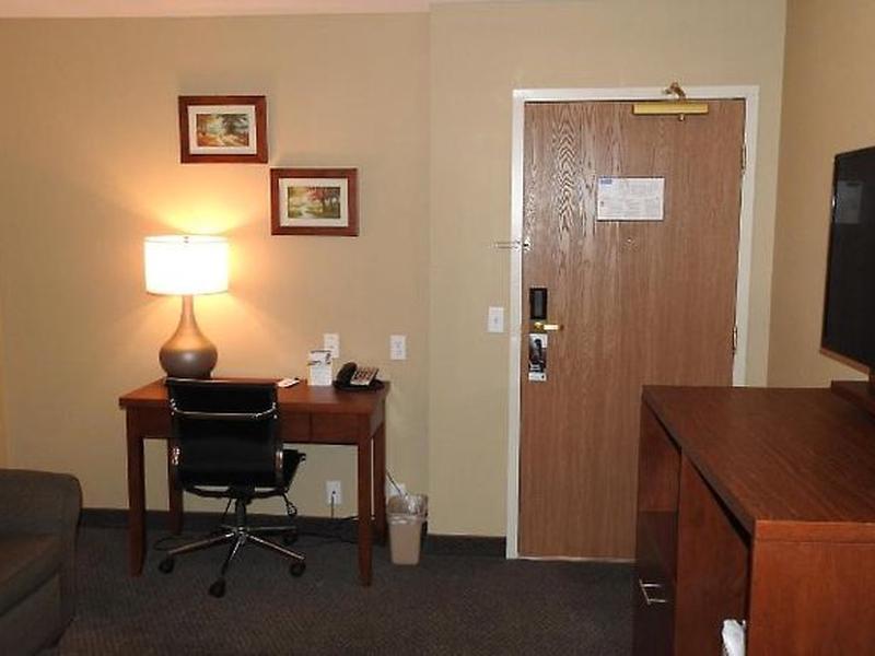 EF2091CA65B59D8EF821A2D7E6242AE0