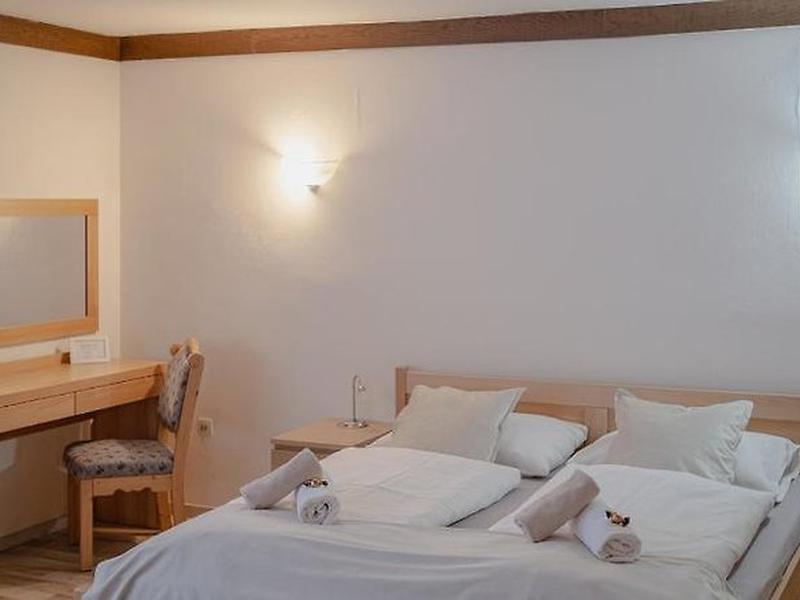 907E366925E5A4050412AC5ED4C82E1A