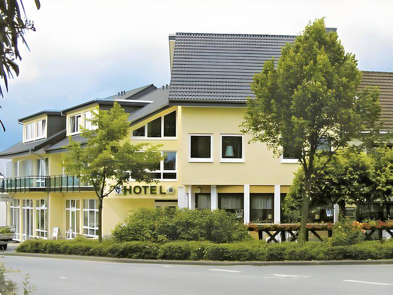 4A0A43AB5AE82CBA0672FF74F539B25F