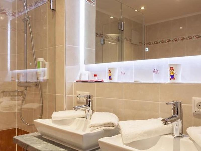 412E3BD7DDD47A537F90614875AF3549