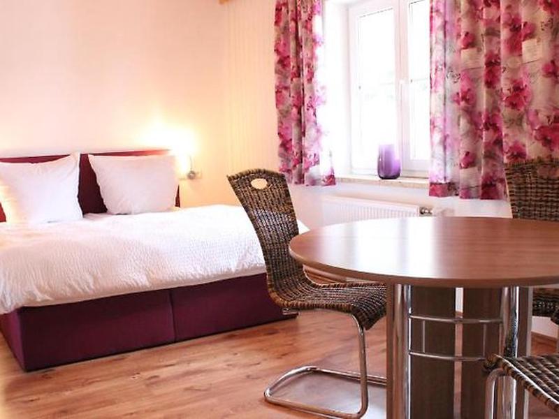 D75EB1A03BB6738FA8A45BC60469C990