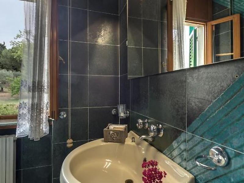 F32A39C5BA44BA757660418A24A3DE3A