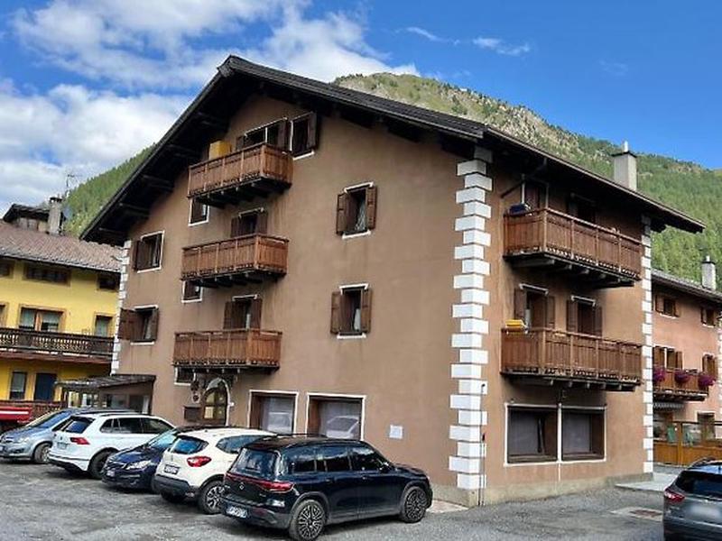 04F7A84AFB33F66AC7FD57124065871E