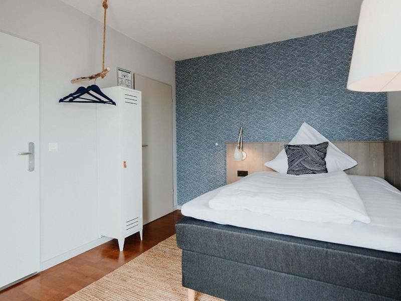 18A16CA668823C579627BD1912E2DA81