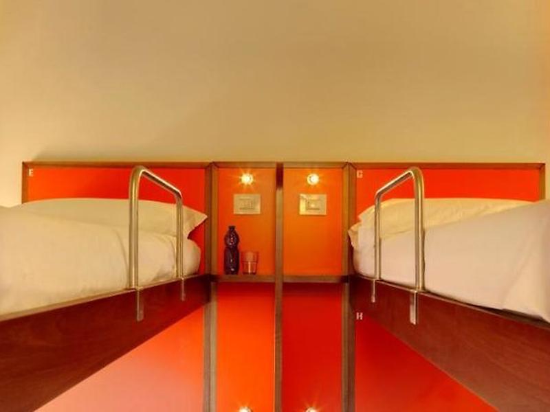 70D86575FC3B7BF8E1F73DFF2B07D4FB