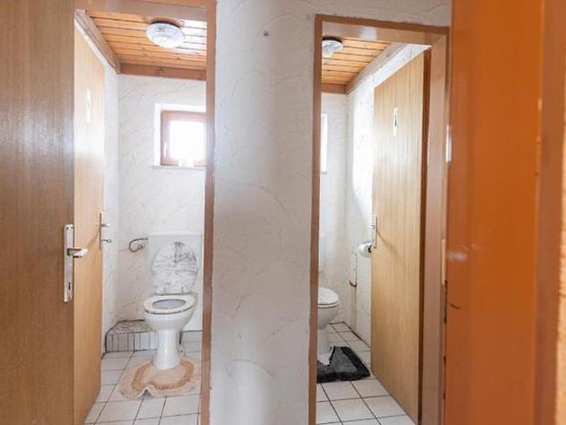 6F5527D41C7FC83738A495068DC8AC50