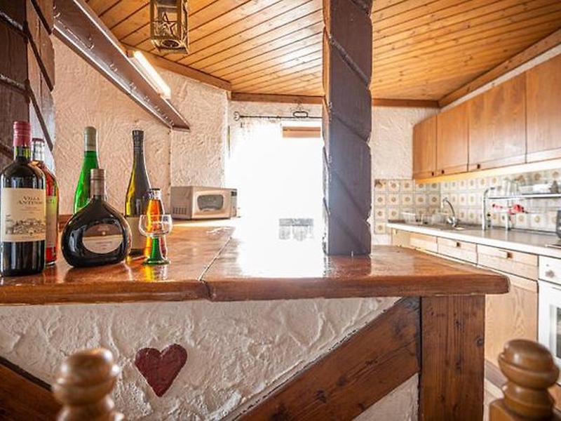 57BBA6B74164103F1CF6C0D677E7C89E