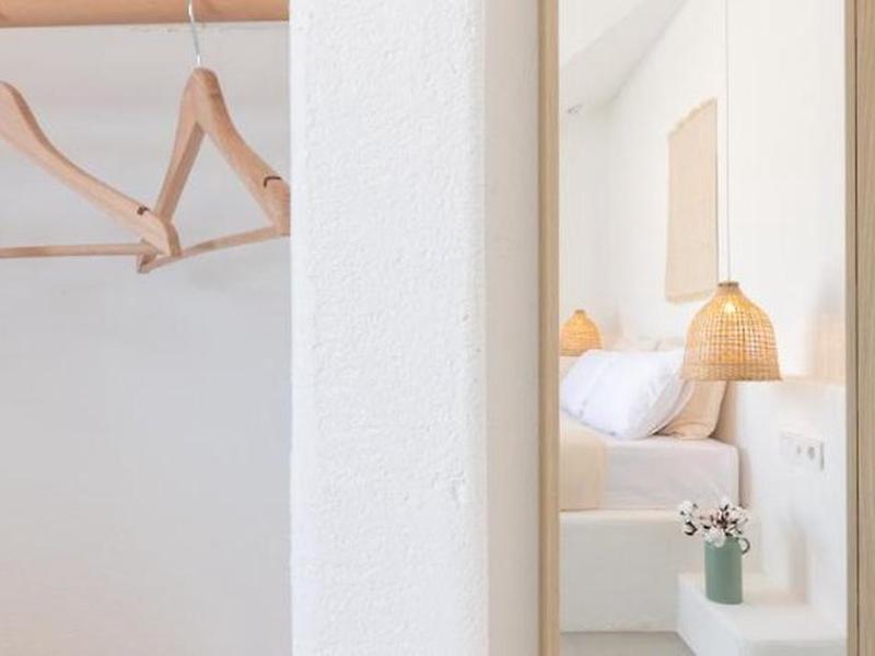 FDF25C632C81D2D8B7A66BDBE12025B5