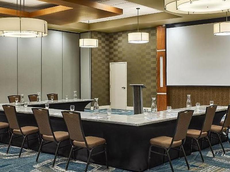 A2C929B5504DECBD7B1129CBA705C83E