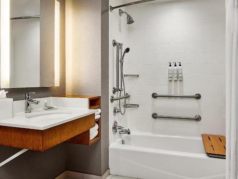 F3B18C9302AC00A092930E1232D72F52