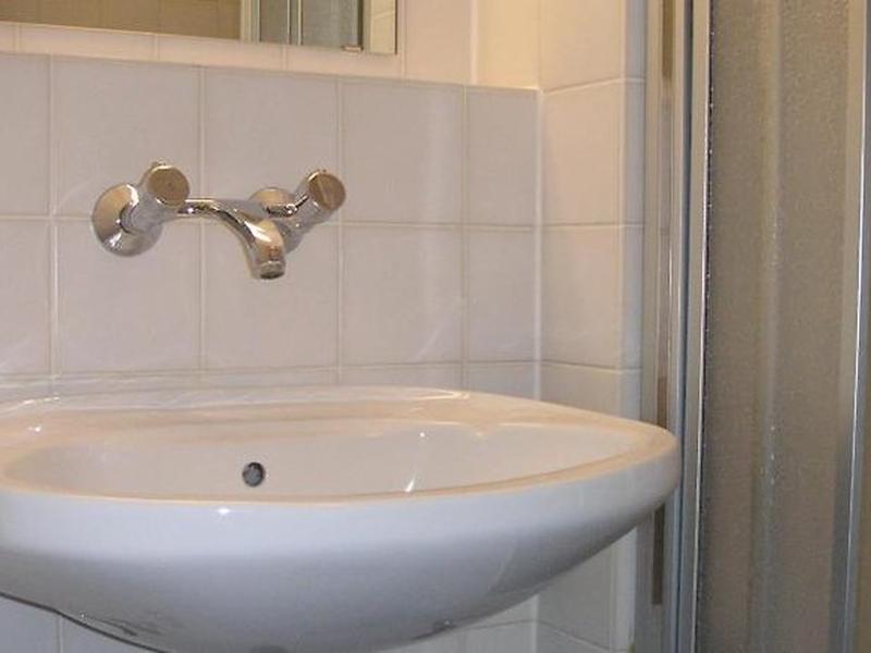 96B65AF5EF497246ABB682C898624181