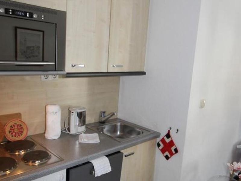 1D3DFFD8AFF888BEE5CBD85888CA0C2E