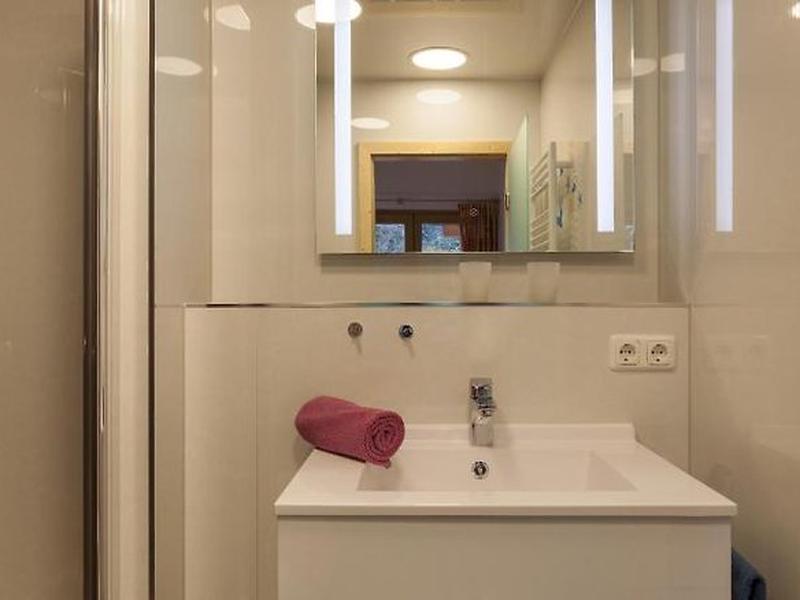 AD2145500516404064594FB3732F84A2