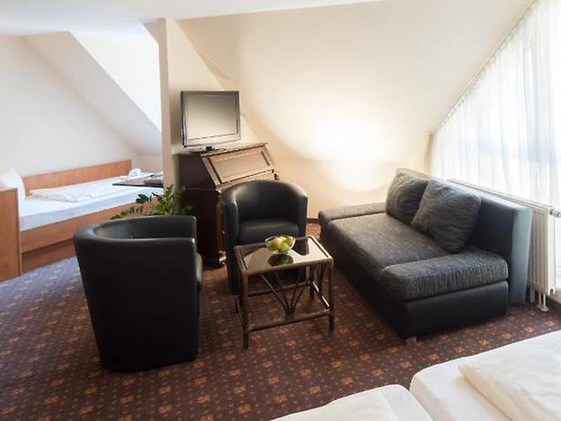 ABF060DFE7179683D81AB646722A18BA