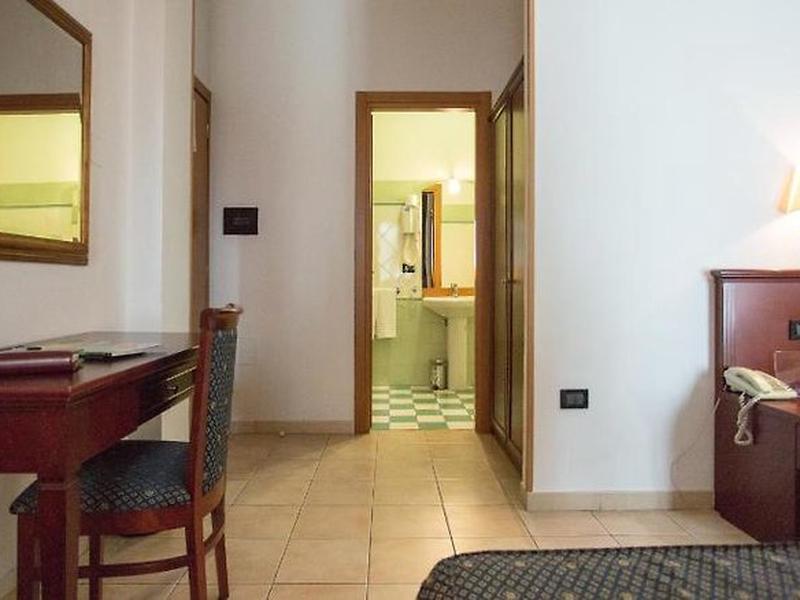 C393F0CC96F5841BD3E03C61F7790806