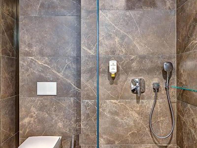 6E9727E75C943975ED0D46908A9B44BA