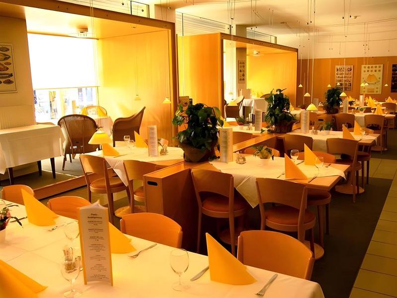 793AF403F56FF02D7D632D7D90423DCD