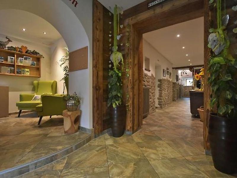 15605403C4B5DBCFB9426CA806235D32