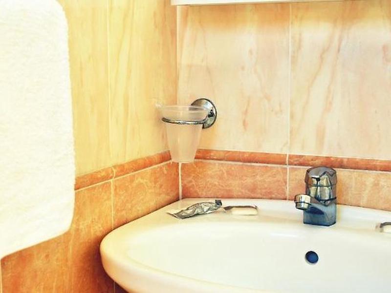 E21AFEC701E1C99B1756B92A084854CD