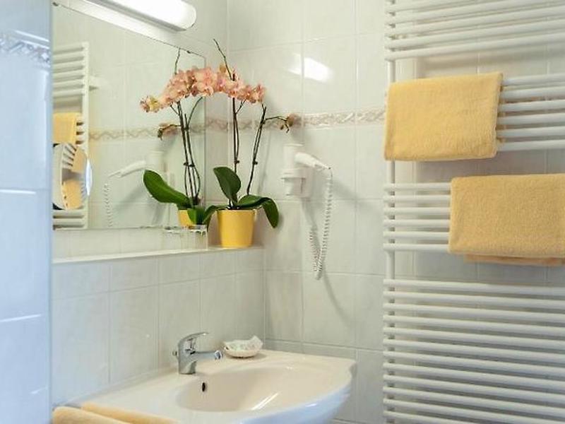 C305A64D7316B2CC8CCEA13A94FF519F