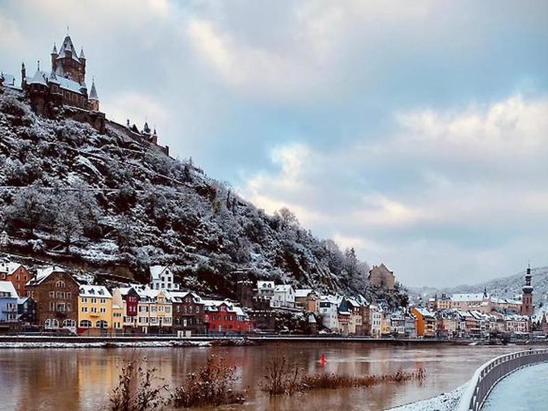 1485DB621FA6A2DEBD4F3954A2044513