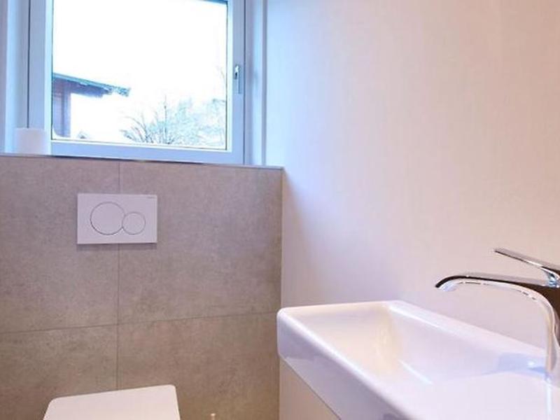 0BF00A341527EF201214501EF296C27B