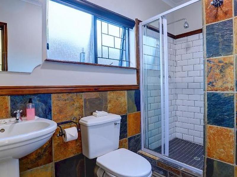 E28F24AF9910D678F7E4200FC0B8E26C