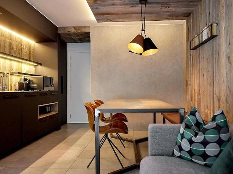 B8F03AAD0DB765F6EDEF4376D095CFB1