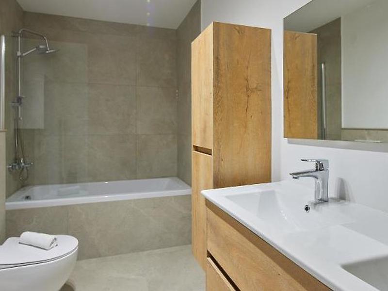 056467324FB94EA13896259CF28F2DD2