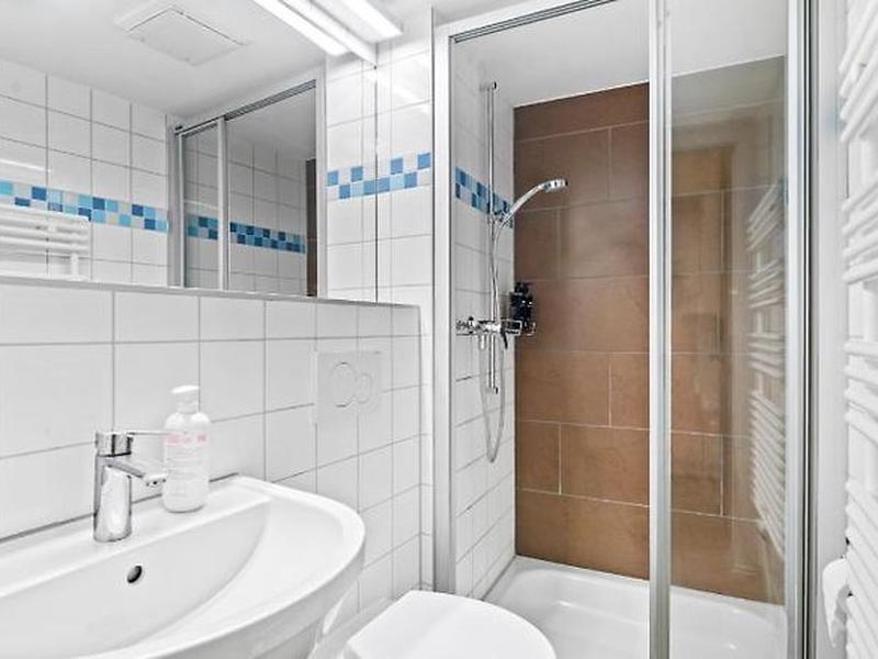 D18E0736BA2486961ECAD88434CE405C