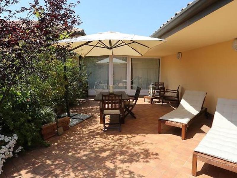 9736002AD587EAF989B9D556F35D045B