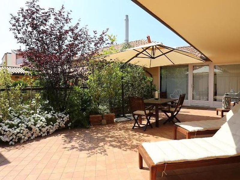 CC1EE1082DCCA3010AD5D08098B6106D