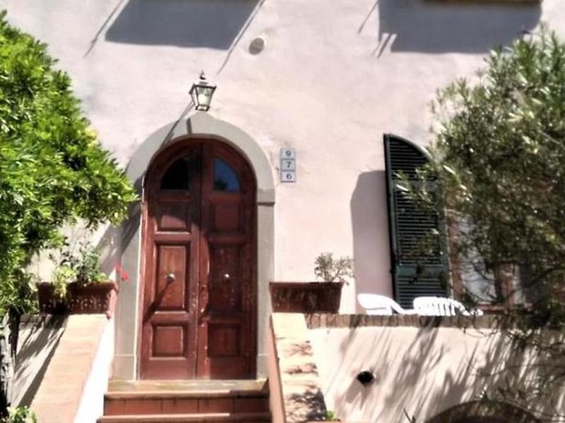 5514442E95DB7EA41E0DE8D25ADD63E4