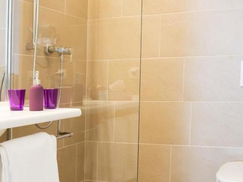 FB9A982343284CABADA0AB2A3B83DA03