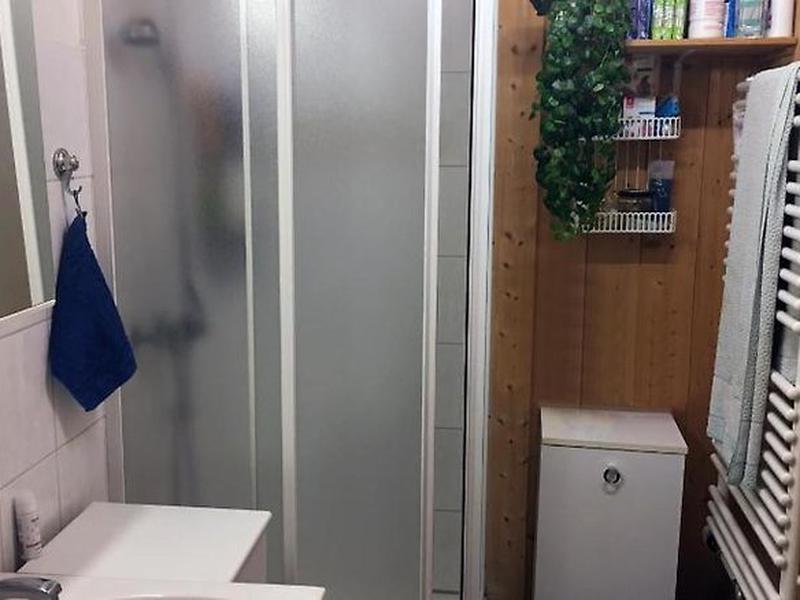 E4D371B5810AE383B8AC2D97B97B5C28