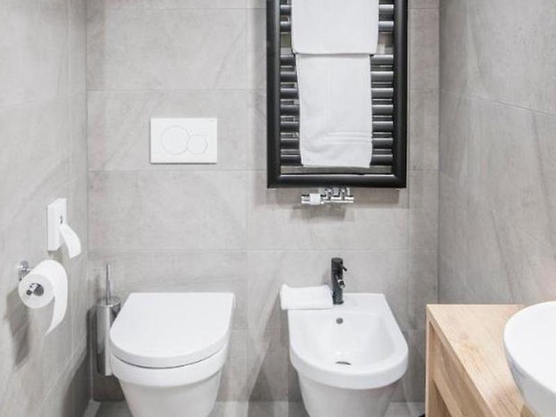 CDA27E74E58F5B2C42C481A8443DA711